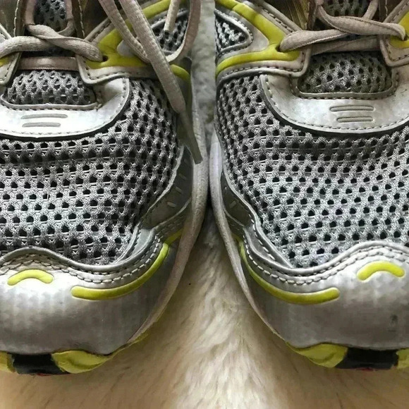 Ecco Silver/Yellow Sneakers Sz 44  EU 10-10.5 US - Picture 2 of 16